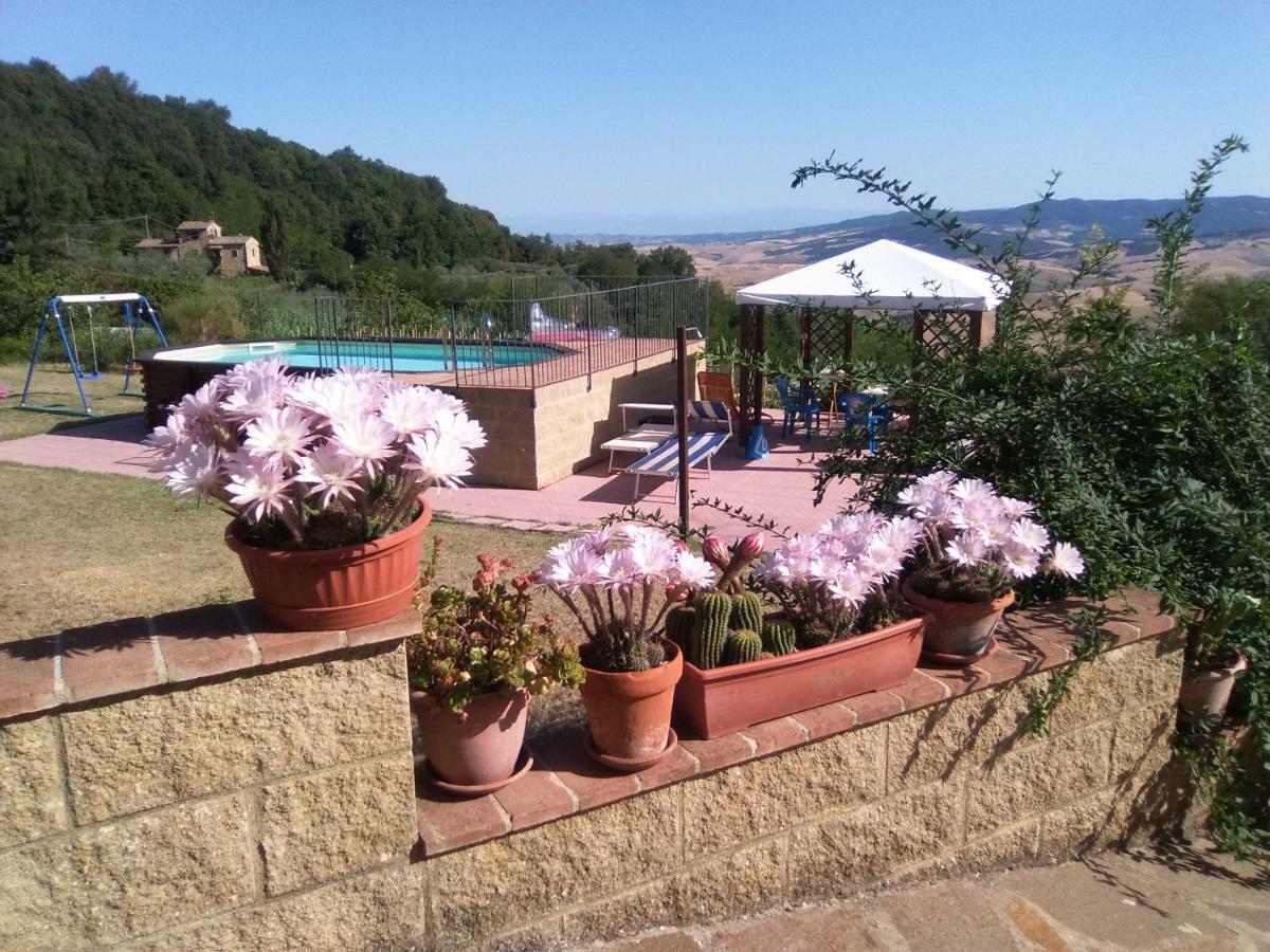 Casa Vacanze Santa Cristina Volterra Eksteriør billede