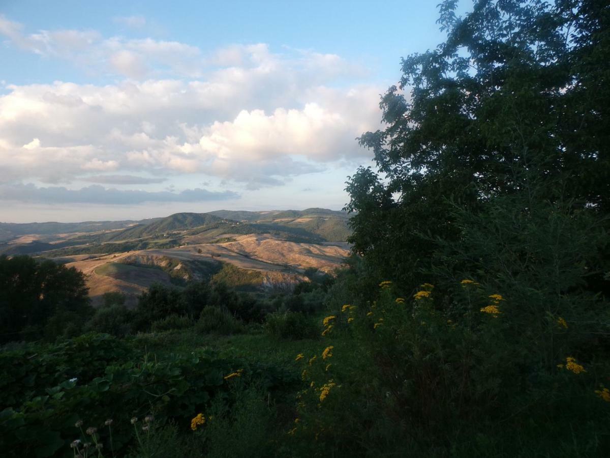 Casa Vacanze Santa Cristina Volterra Eksteriør billede